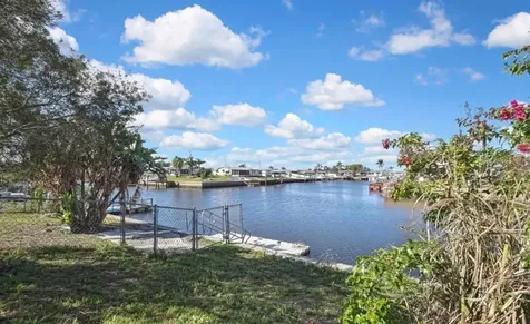 12527 1st Isle Hudson FL 34667