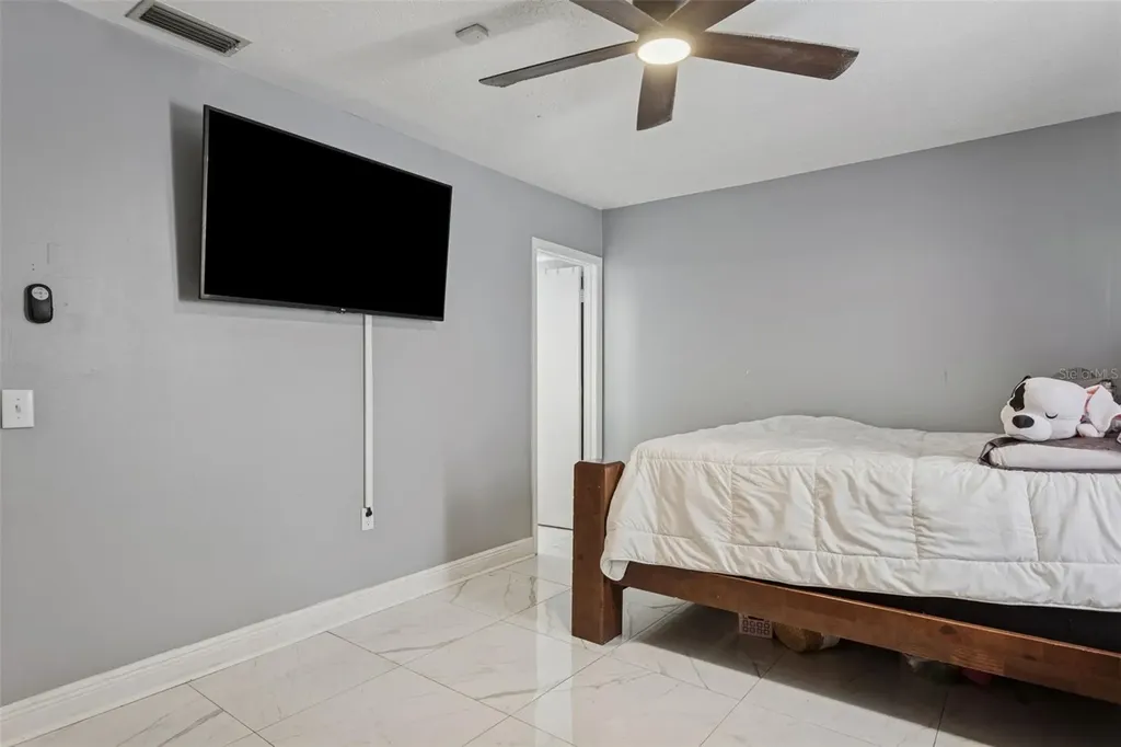 1614 Berkshire Drive Brandon FL 33511