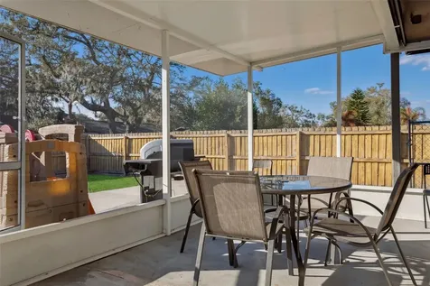 1614 Berkshire Drive Brandon FL 33511