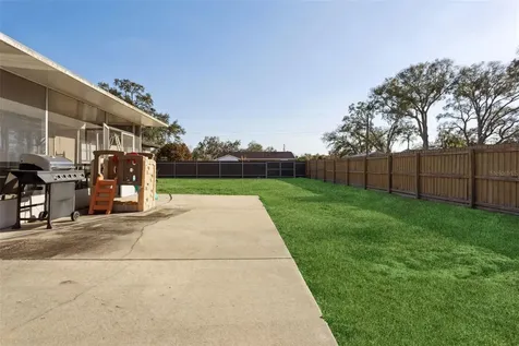 1614 Berkshire Drive Brandon FL 33511