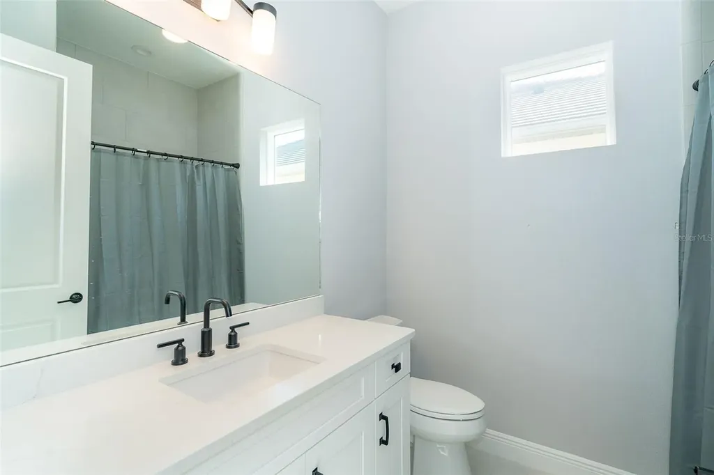 11197 Hogan Circle Englewood FL 34223