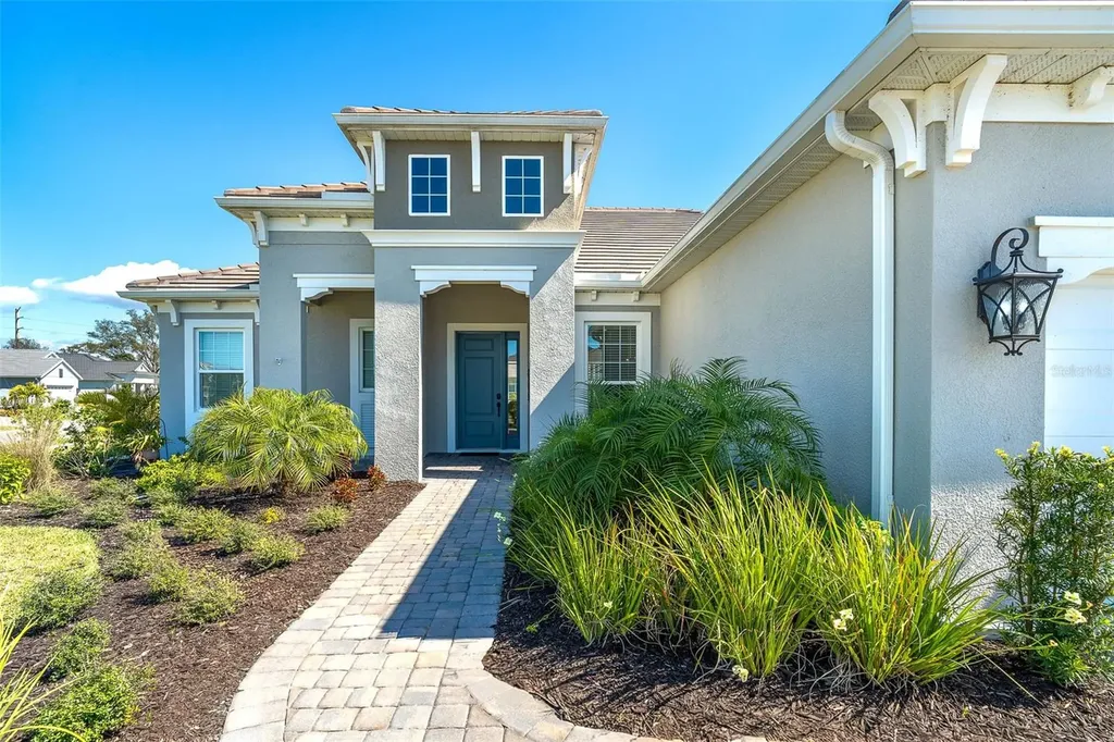 11197 Hogan Circle Englewood FL 34223