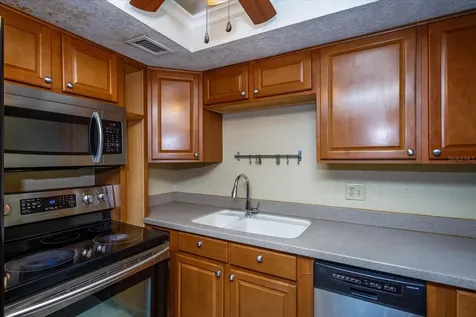 908 Lake Destiny Road Altamonte Springs FL 32714