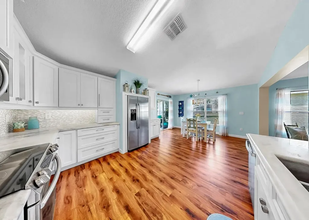 5419 Hammock View Lane Apollo Beach FL 33572