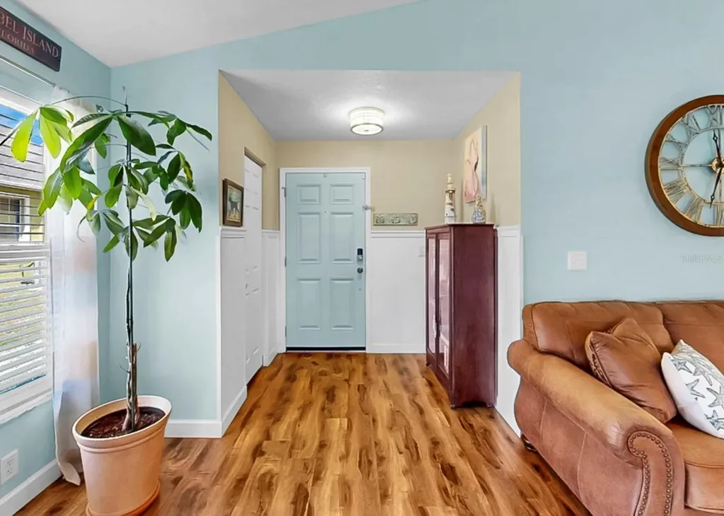 5419 Hammock View Lane Apollo Beach FL 33572