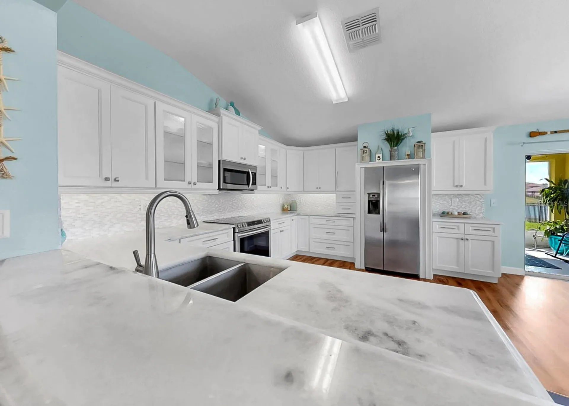 5419 Hammock View Lane Apollo Beach FL 33572