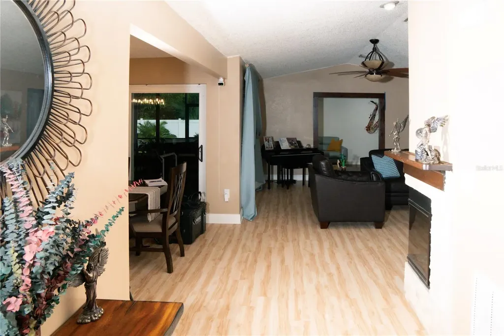 5834 98th Avenue N Pinellas Park FL 33782