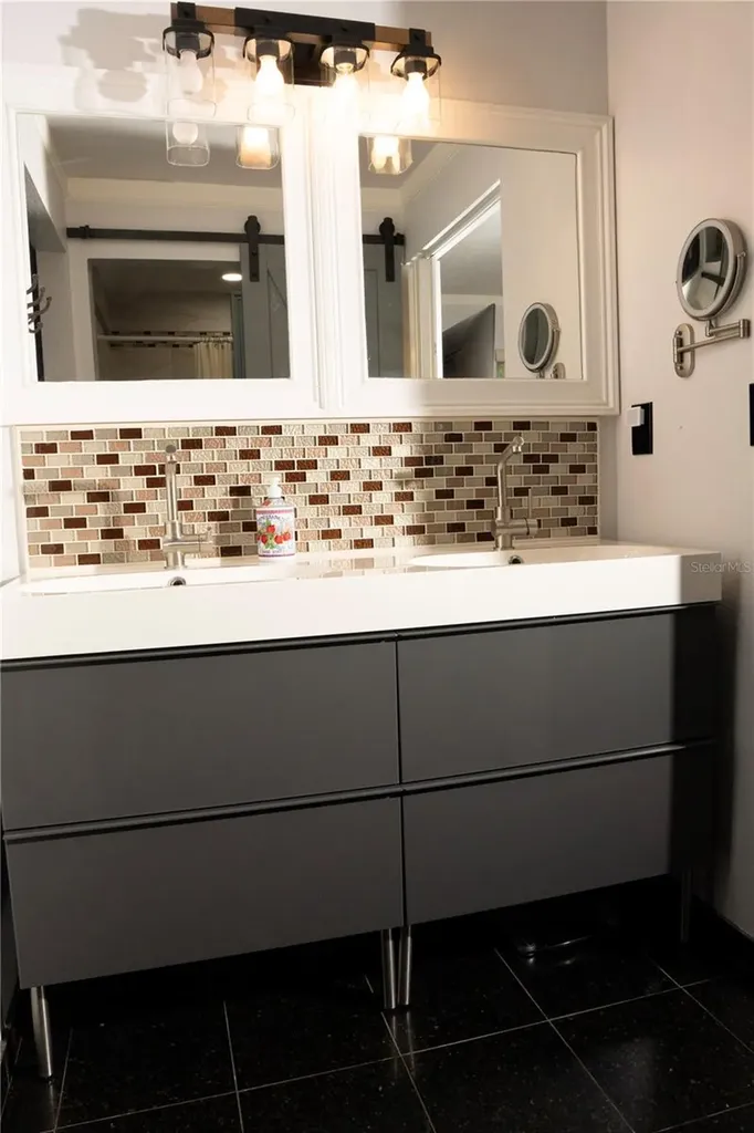 5834 98th Avenue N Pinellas Park FL 33782