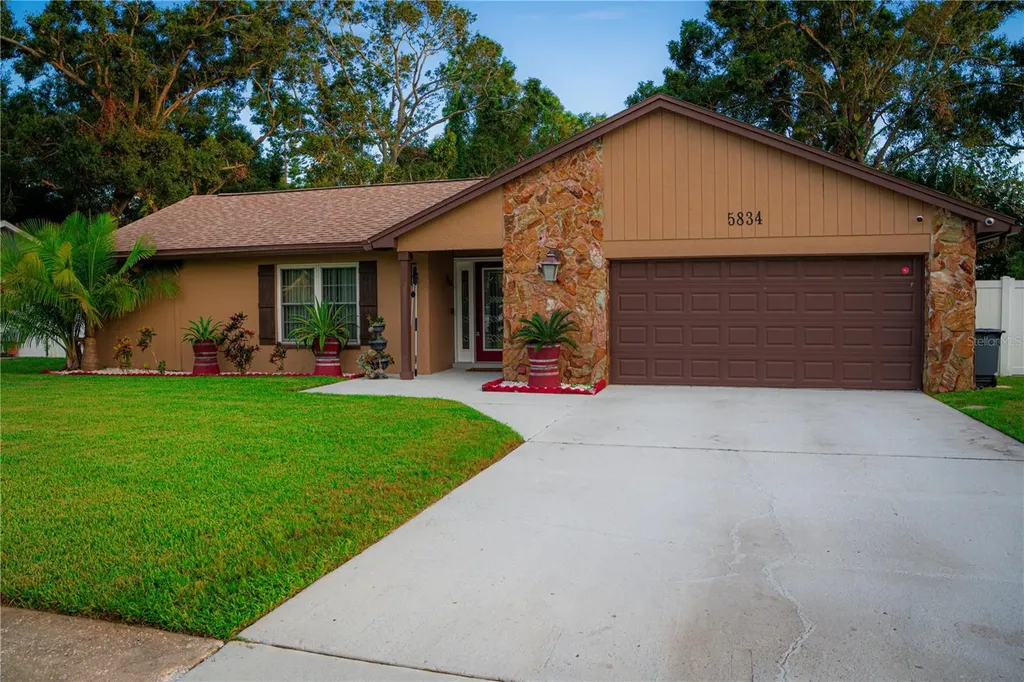5834 98th Avenue N Pinellas Park FL 33782