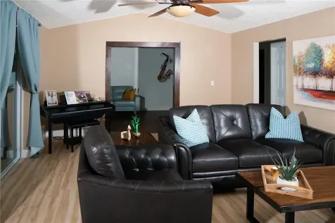 5834 98th Avenue N Pinellas Park FL 33782
