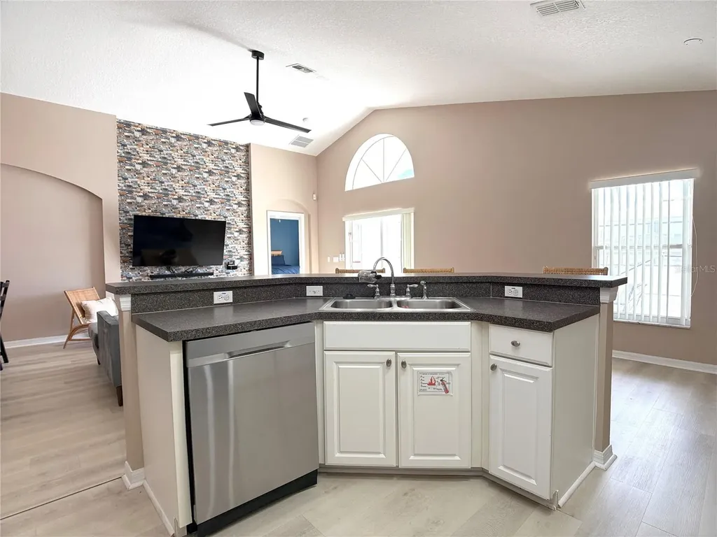 353 Kensington Drive Davenport FL 33897