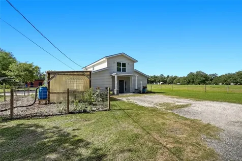 123 S Wiggins Road Plant City FL 33566