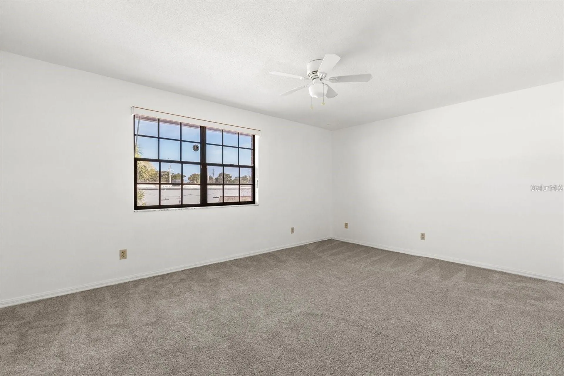 2250 S Palmetto Avenue Daytona Beach FL 32119