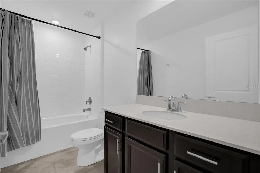 4712 Magnetite Loop Mount Dora FL 32757