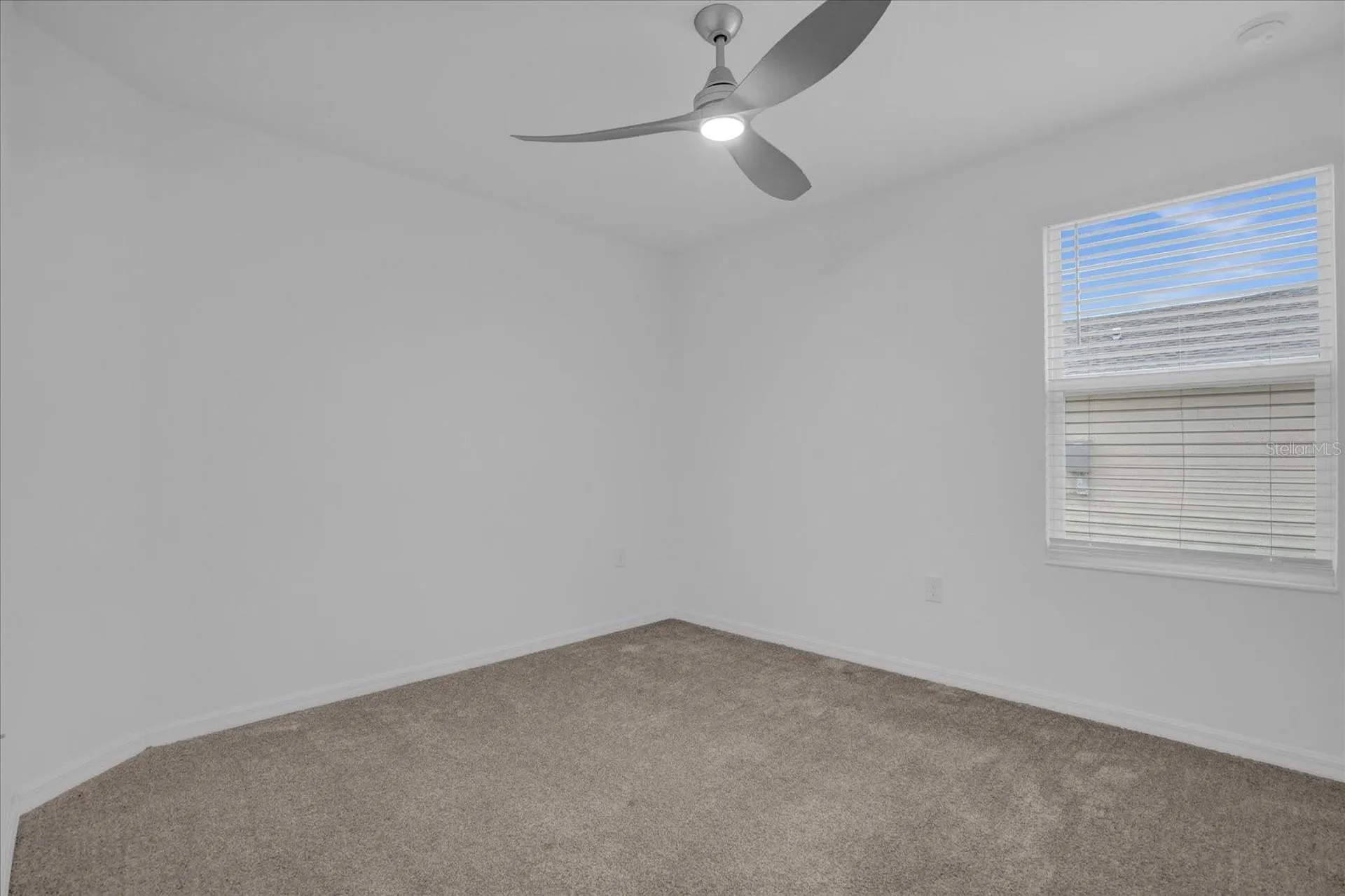 4712 Magnetite Loop Mount Dora FL 32757