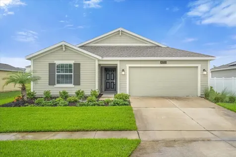 4712 Magnetite Loop Mount Dora FL 32757