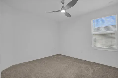 4712 Magnetite Loop Mount Dora FL 32757