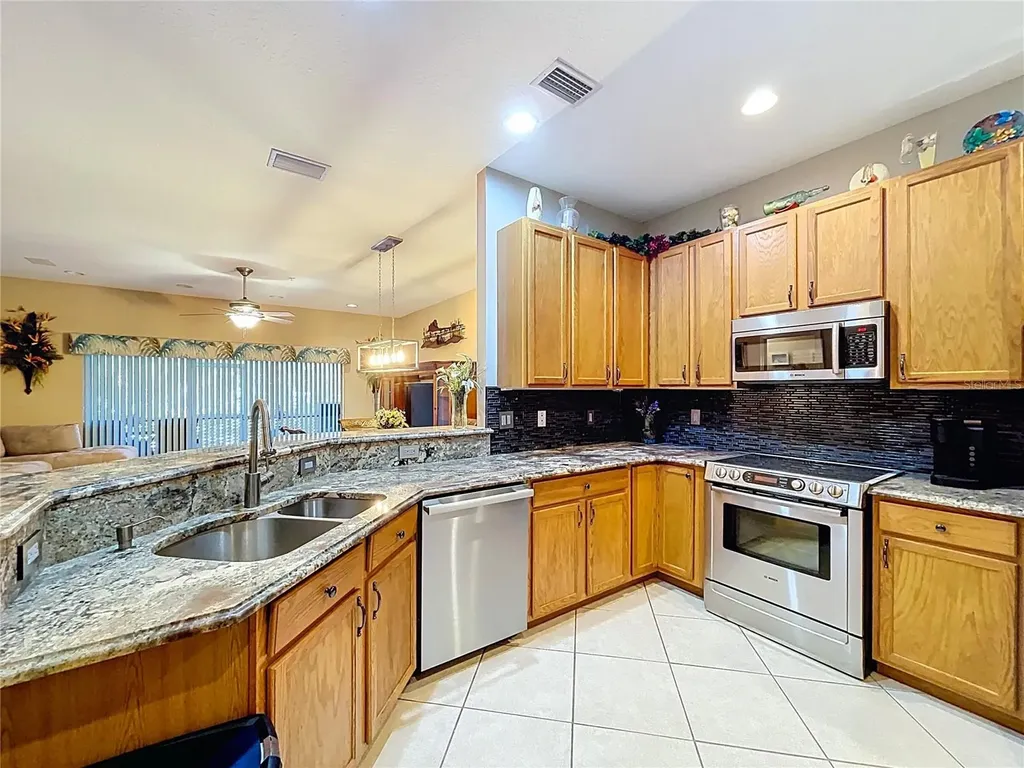 11273 Kapok Grand Circle Madeira Beach FL 33708