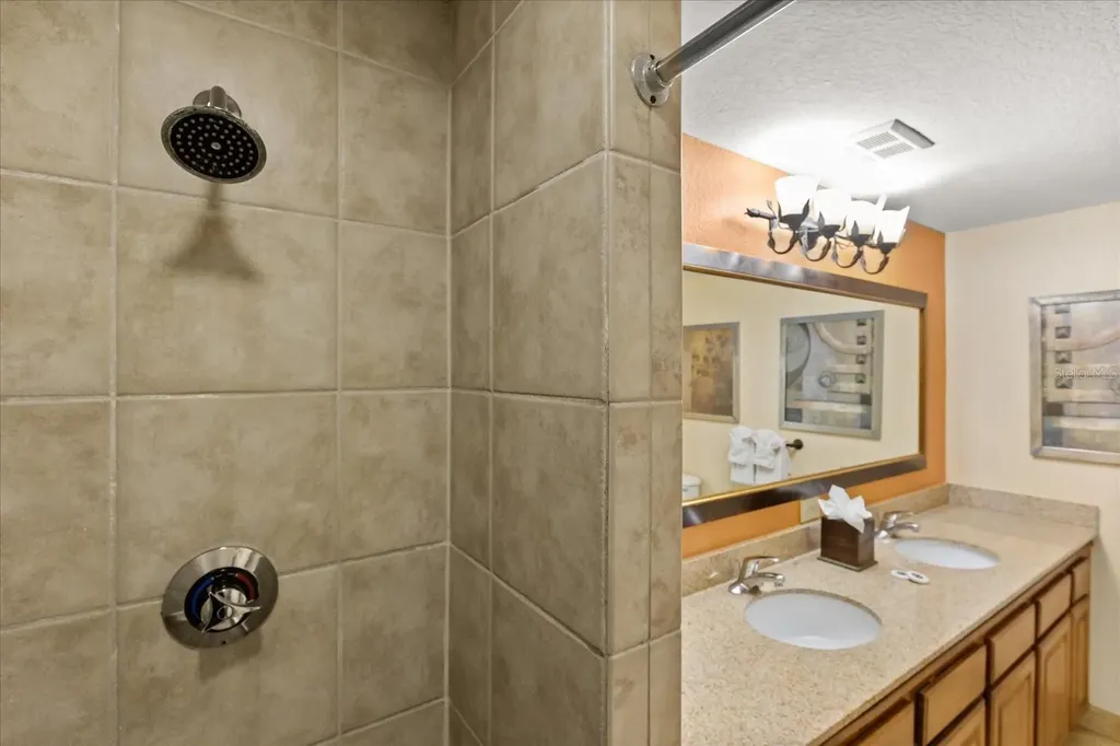 12539 Floridays Resort Drive Orlando FL 32821