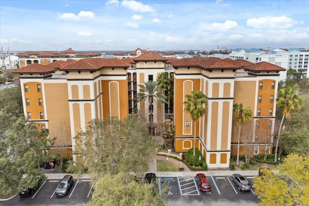 12539 Floridays Resort Drive Orlando FL 32821