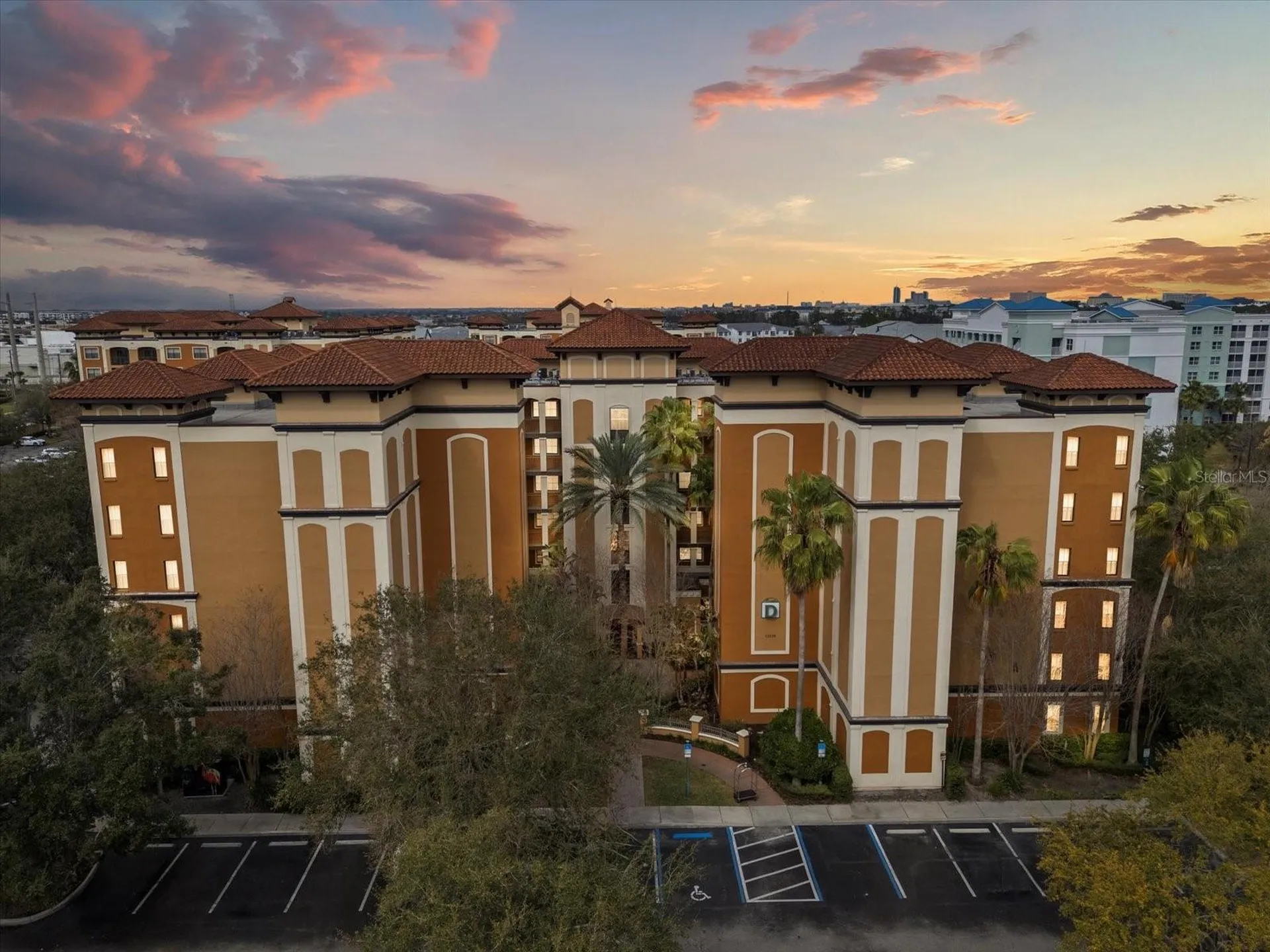 12539 Floridays Resort Drive Orlando FL 32821