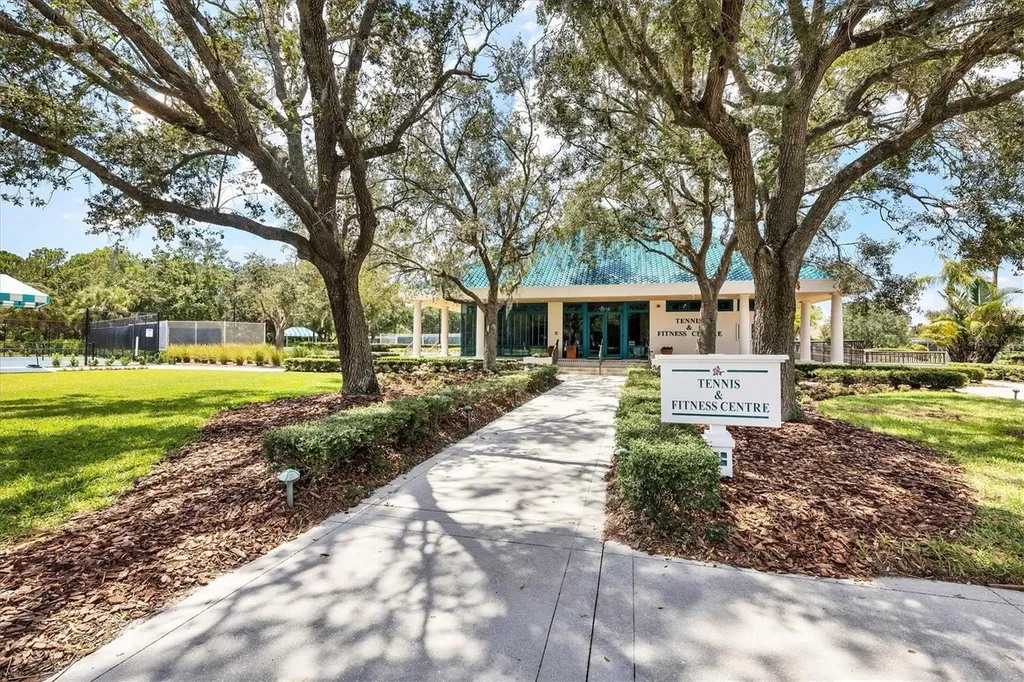 6411 Berkshire Place University Park FL 34201