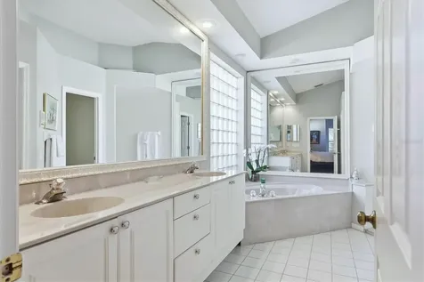 6411 Berkshire Place University Park FL 34201