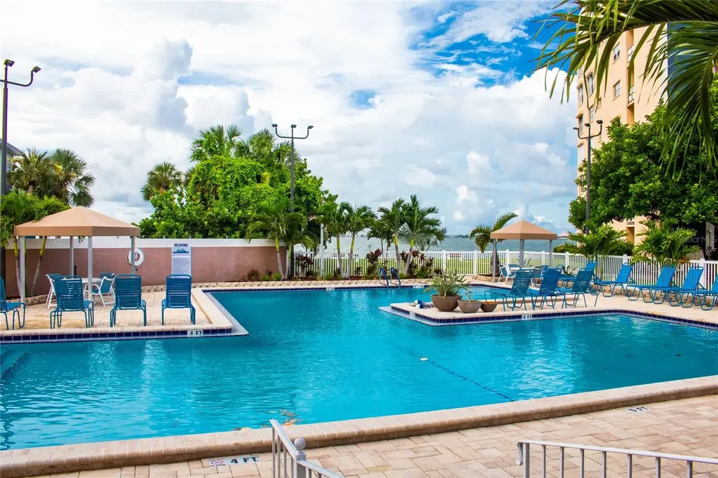6075 Shore Boulevard S Gulfport FL 33707