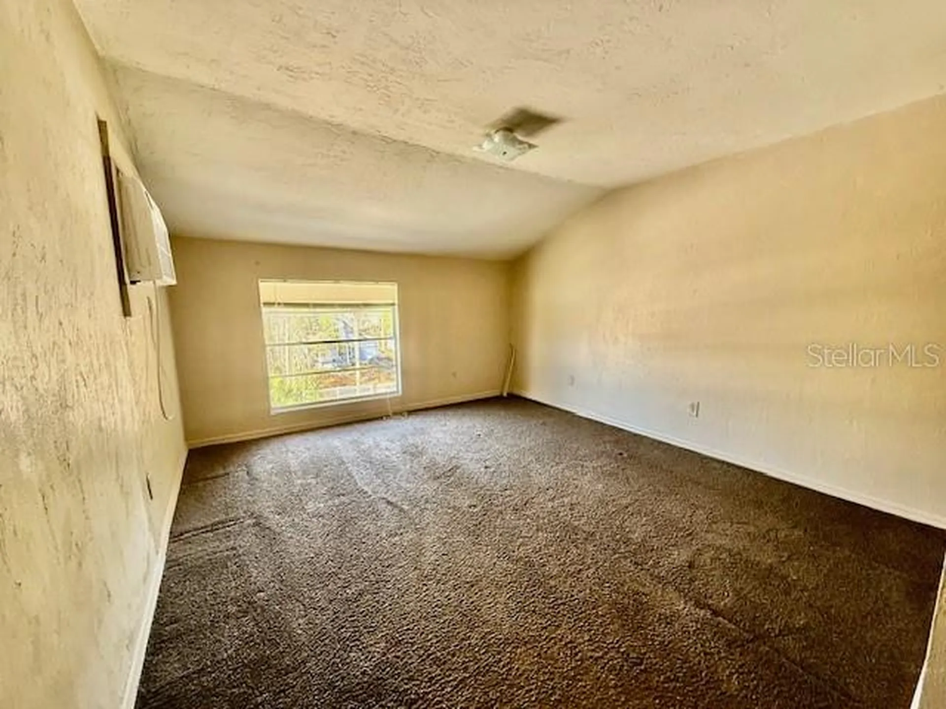119 N Orange Avenue Deland FL 32720