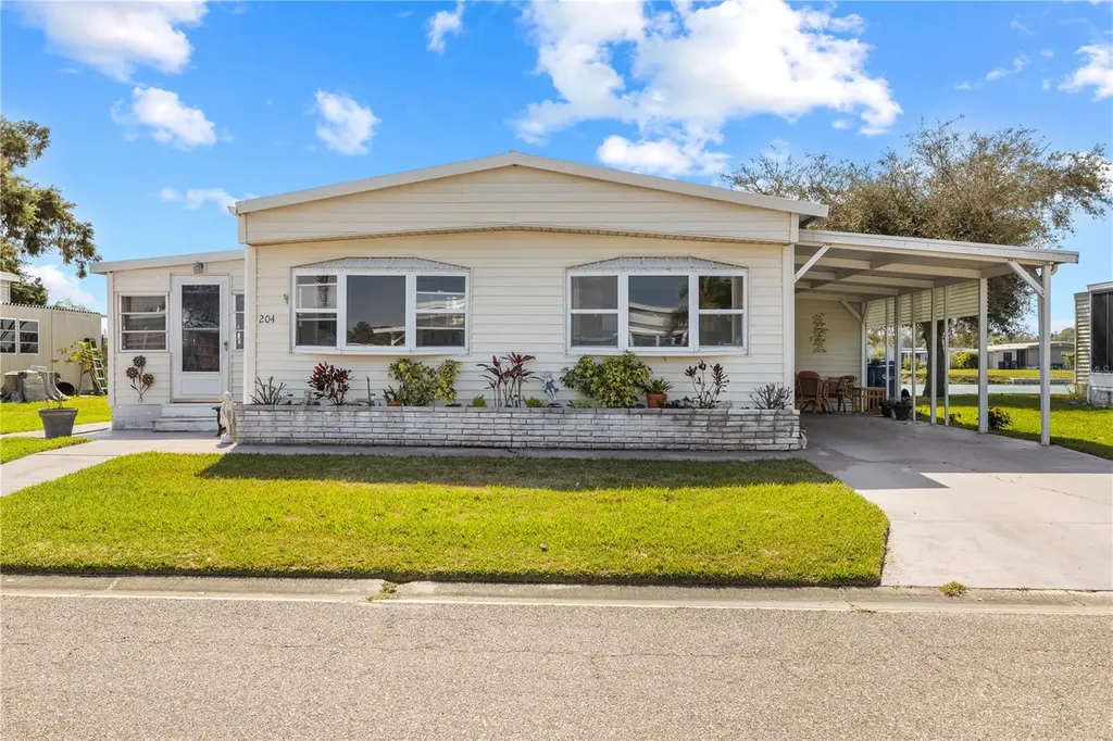 204 51st Avenue E Bradenton FL 34203