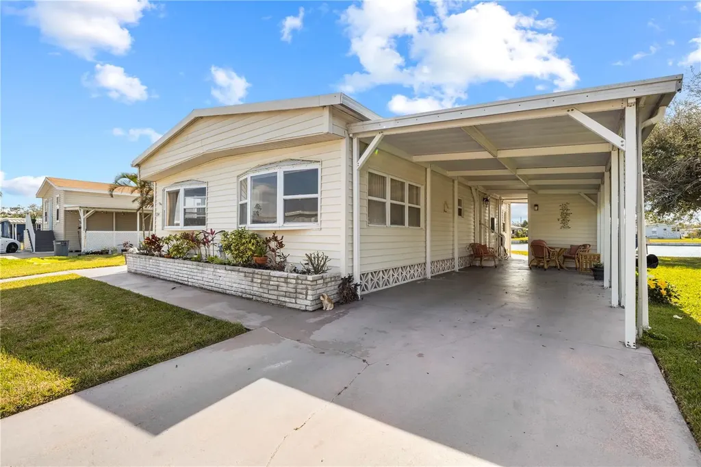 204 51st Avenue E Bradenton FL 34203