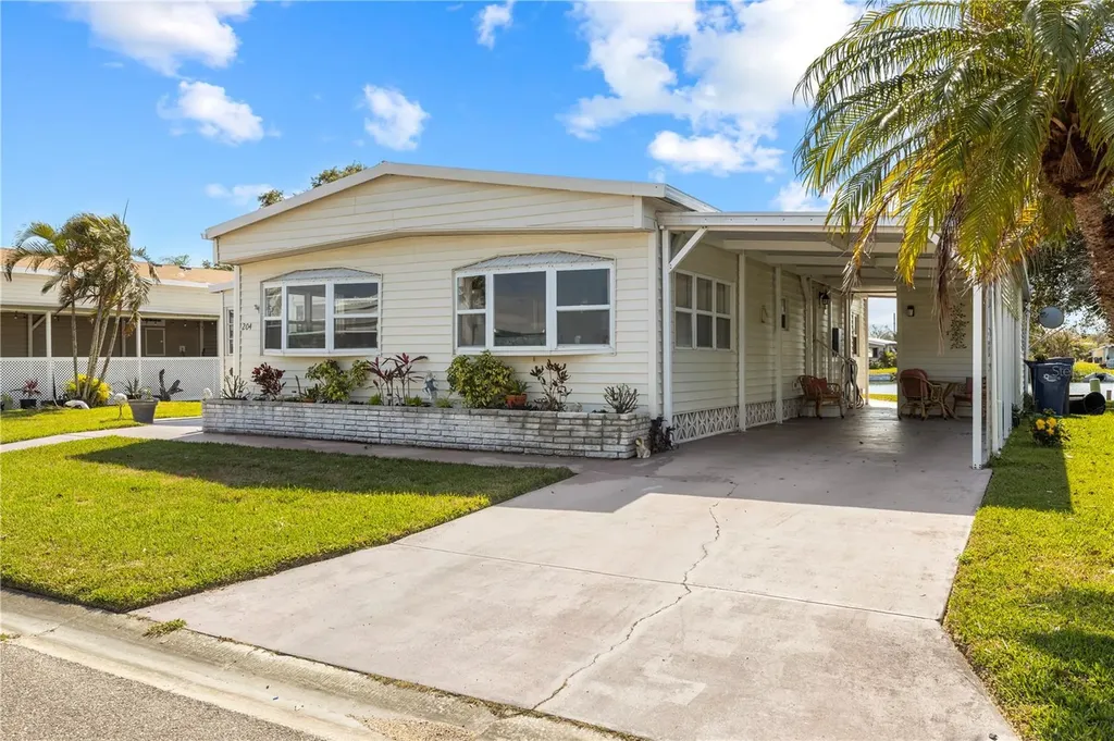 204 51st Avenue E Bradenton FL 34203