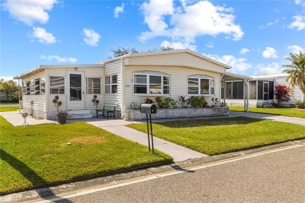 204 51st Avenue E Bradenton FL 34203