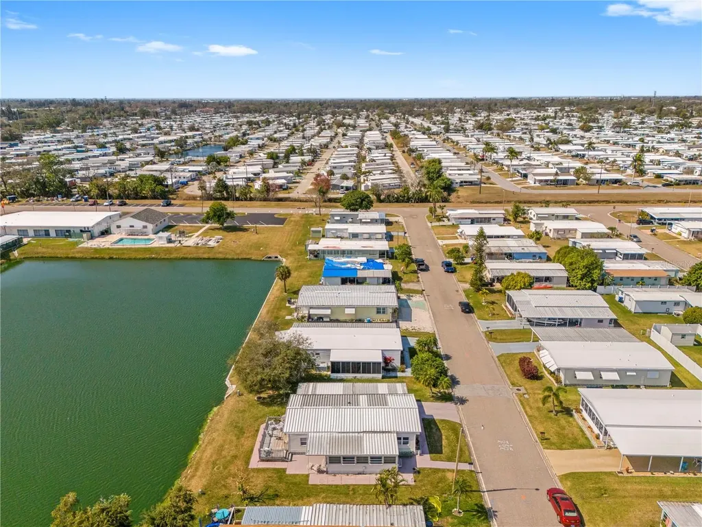 204 51st Avenue E Bradenton FL 34203