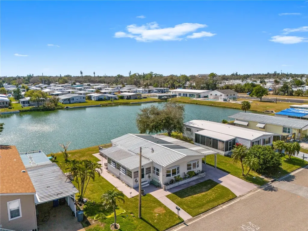 204 51st Avenue E Bradenton FL 34203