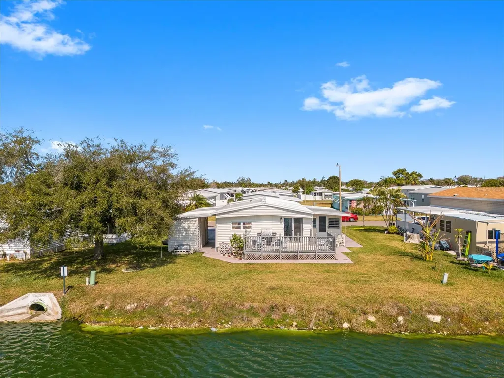 204 51st Avenue E Bradenton FL 34203