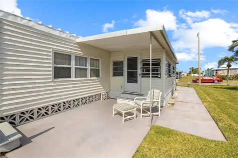 204 51st Avenue E Bradenton FL 34203