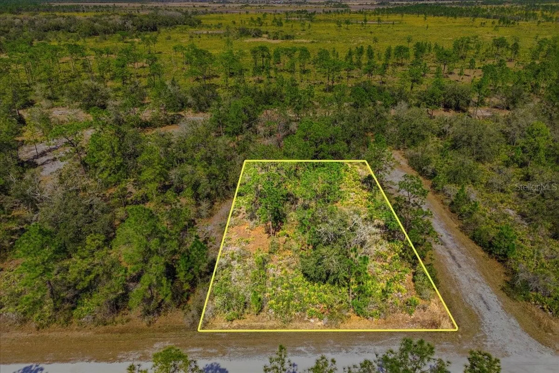 602 Azalea Drive Indian Lake Estates FL 33855