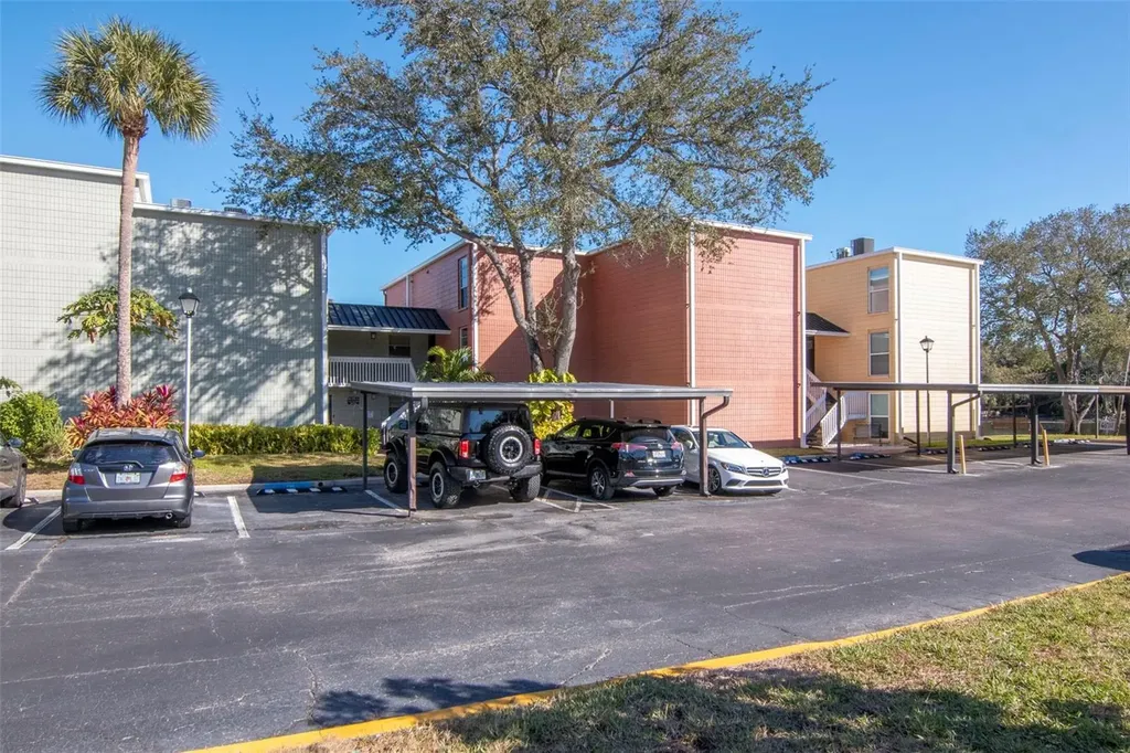 2424 W Tampa Bay Boulevard Tampa FL 33607