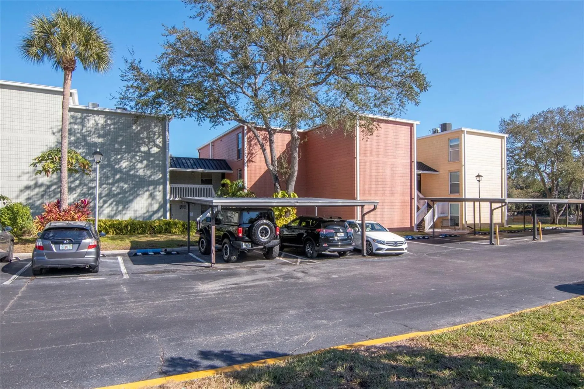 2424 W Tampa Bay Boulevard Tampa FL 33607
