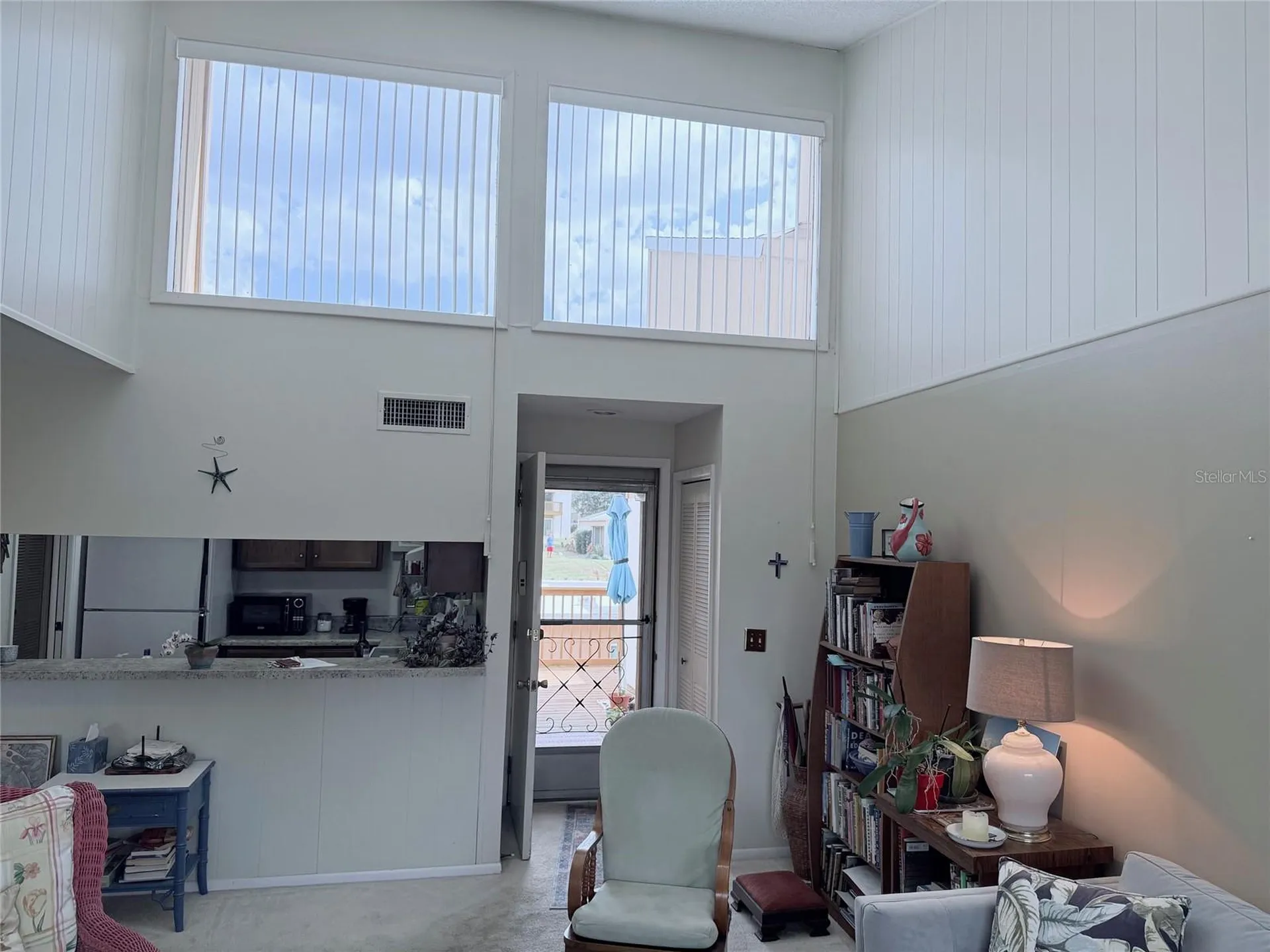 1051 S Highland Street Mount Dora FL 32757