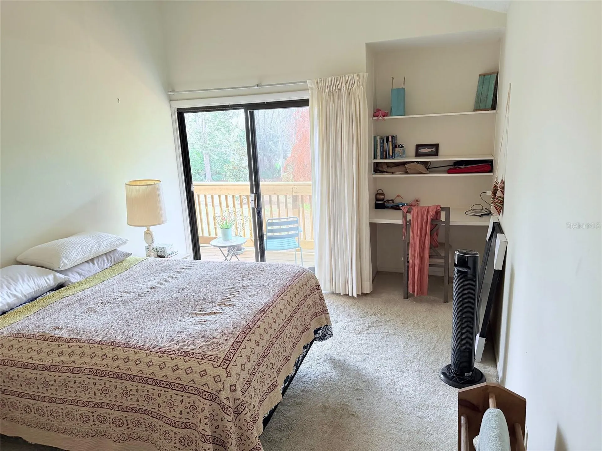 1051 S Highland Street Mount Dora FL 32757
