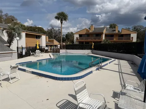 1051 S Highland Street Mount Dora FL 32757