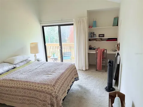 1051 S Highland Street Mount Dora FL 32757