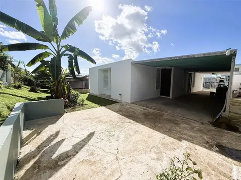 1749 Calle Horas San Juan PR 00926