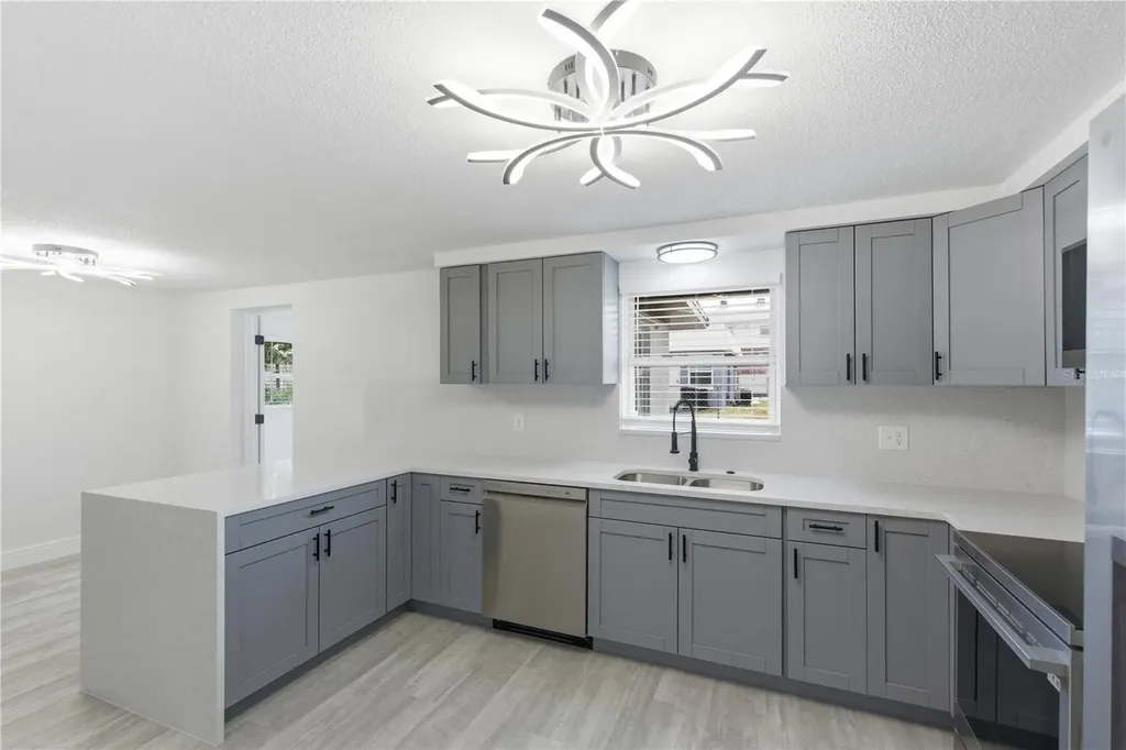 5330 Poinsettia Drive New Port Richey FL 34652