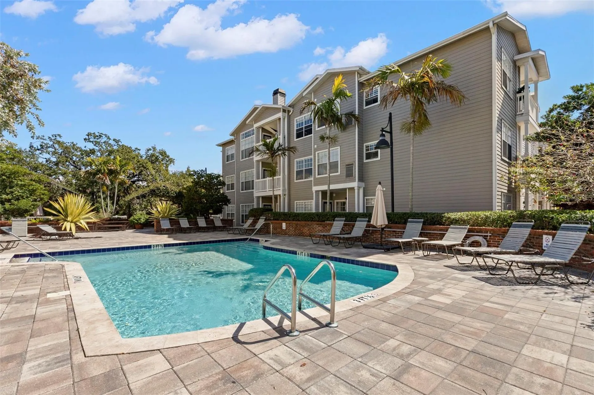 800 S Dakota Avenue Tampa FL 33606