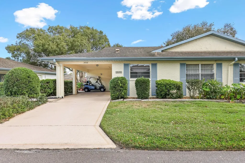 2003 Hadrian Court Sun City Center FL 33573