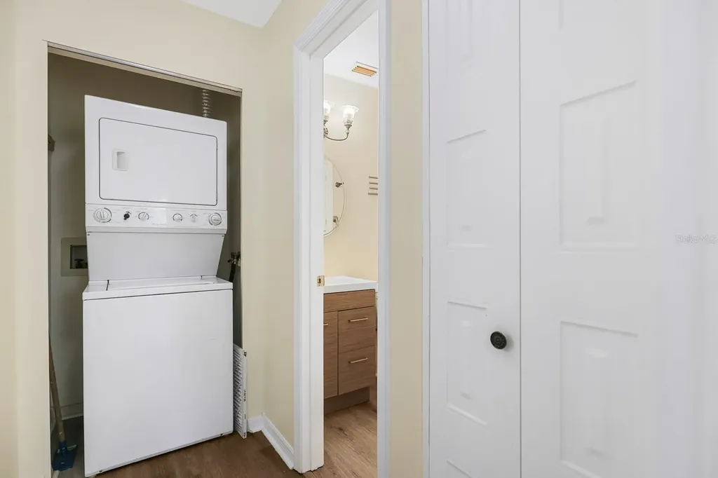 2003 Hadrian Court Sun City Center FL 33573