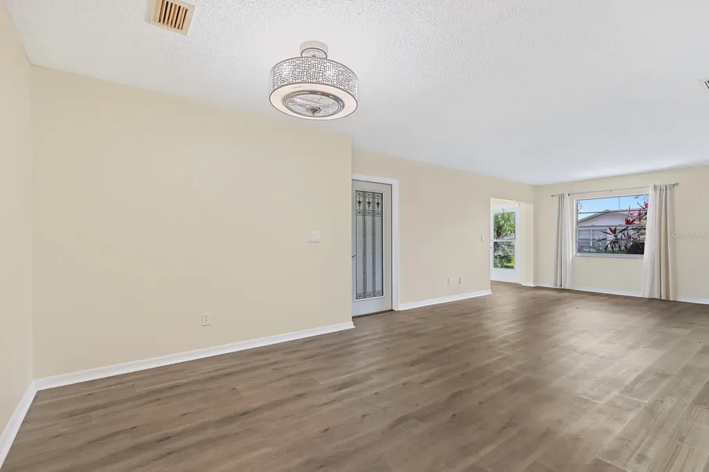 2003 Hadrian Court Sun City Center FL 33573